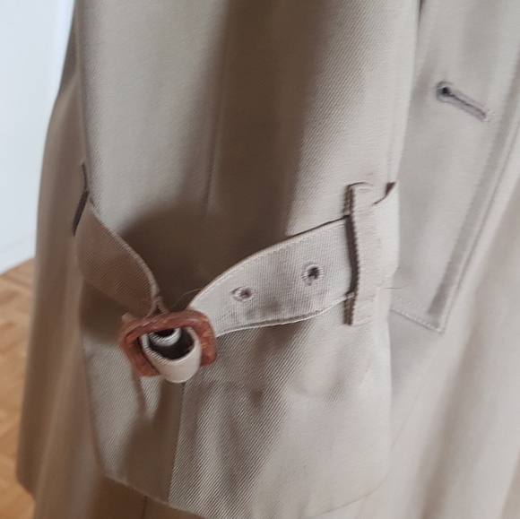 Vintage Authentic Burberrys Trench - Picture 7 of 12
